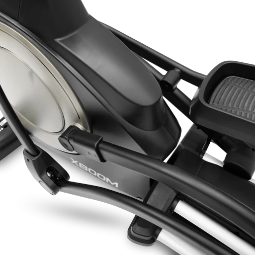 Профессиональный эллиптический тренажер BRONZE GYM X800M с автонаклоном профессиональный